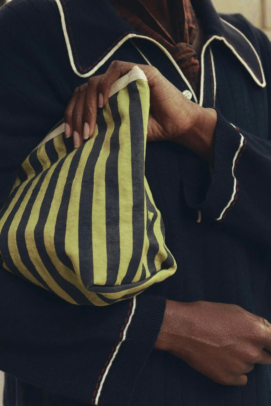 THE STRIPE POUCH