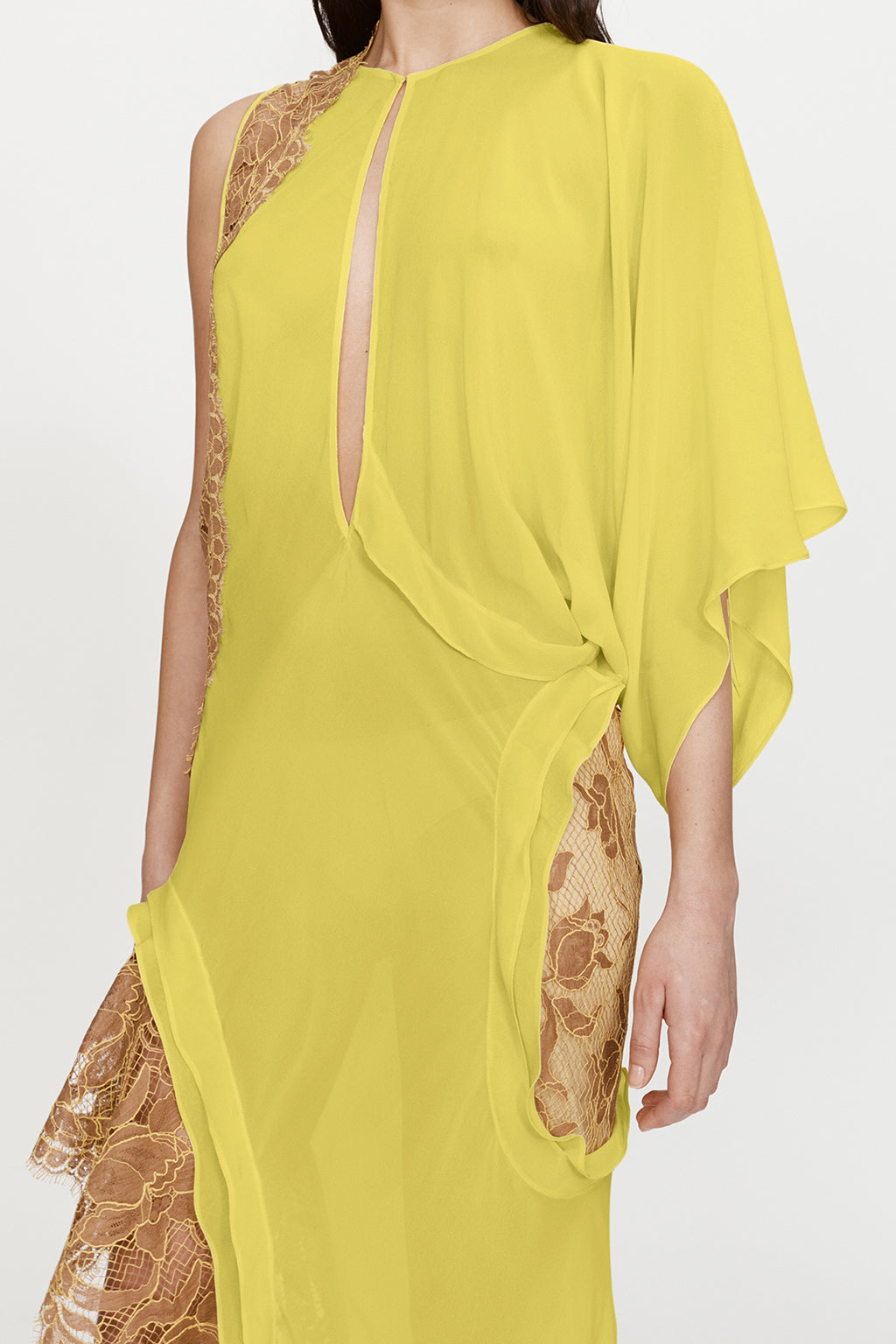ROBE ALUNA DENTELLE CONCAVE