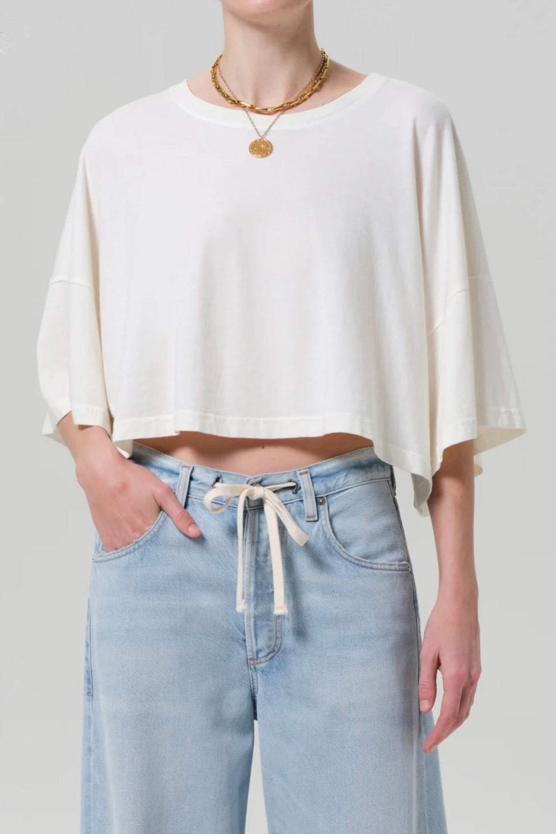 CROP CAPE TEE