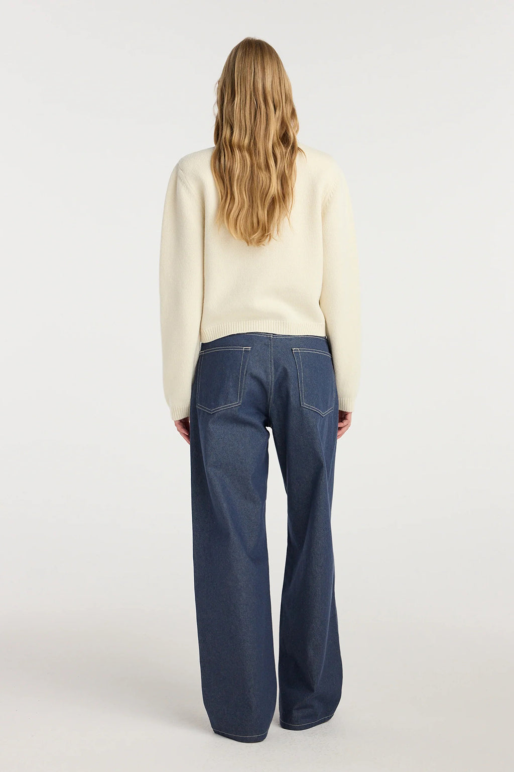 STATEMENT SHOULDER TURTLENECK