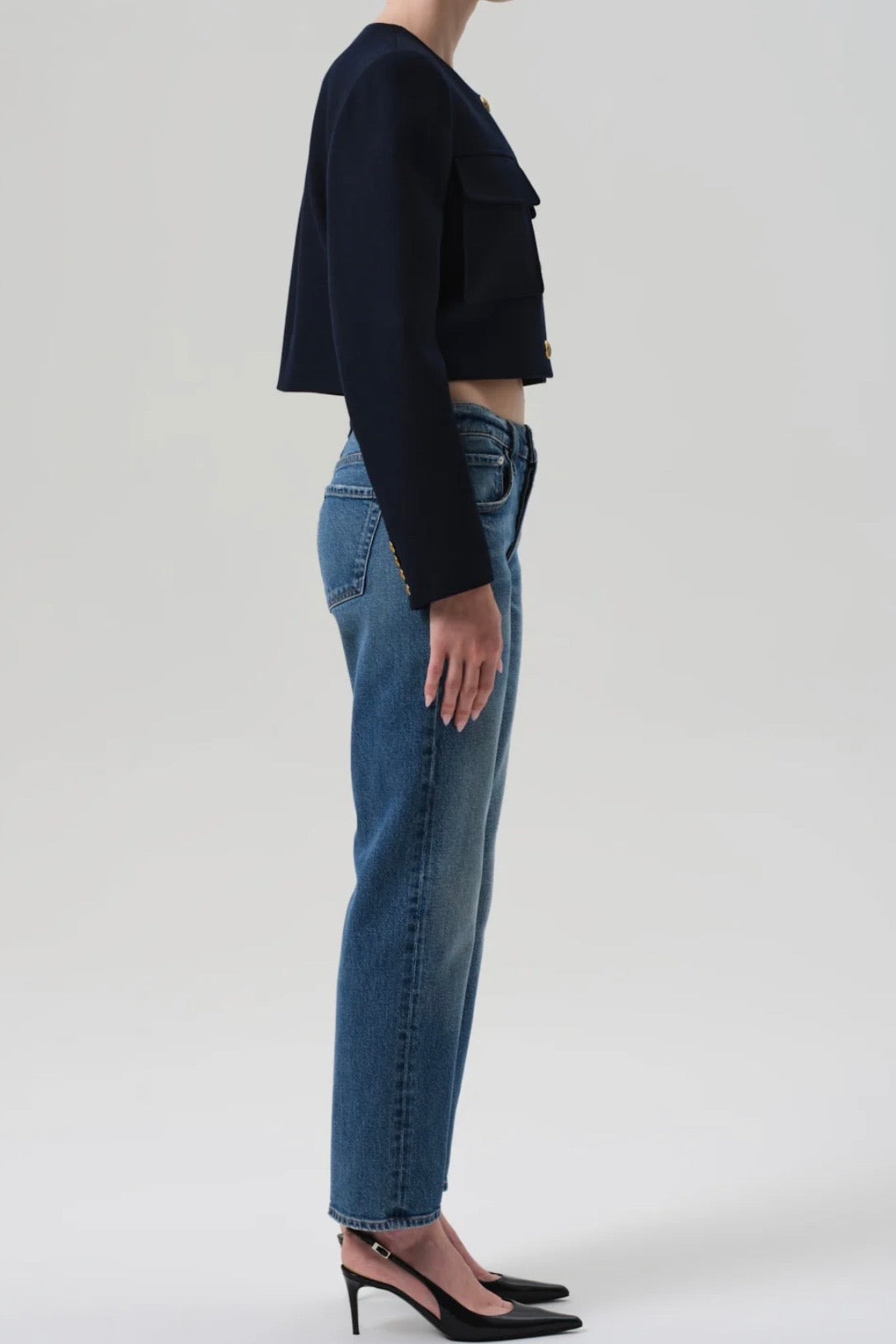ANISSA COUPE DROITE