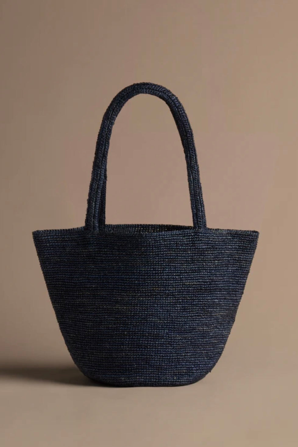 HOLLIS BAG IN NAVY