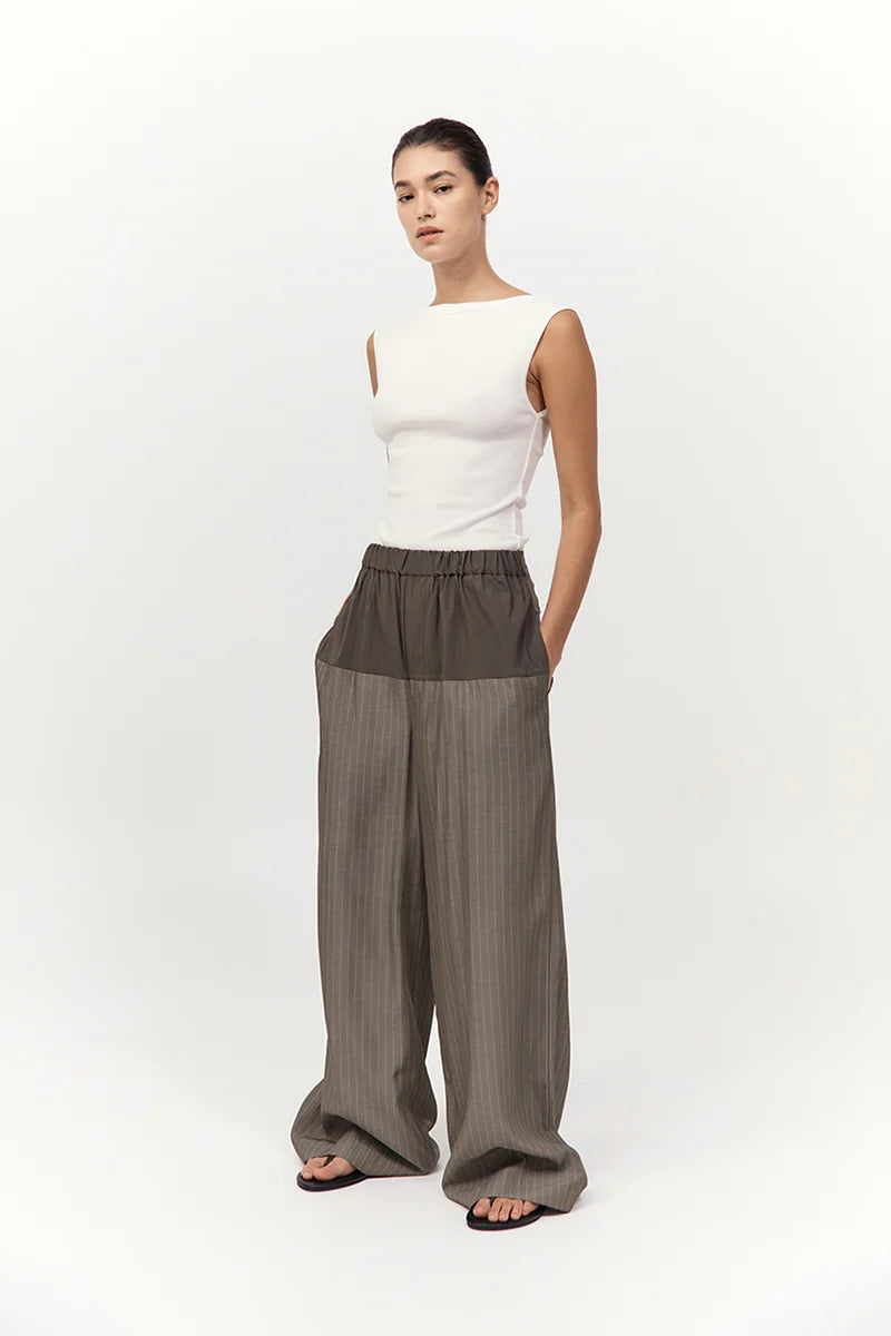 PANTALON DÉCONTRACTÉ À SURPIQÛRES