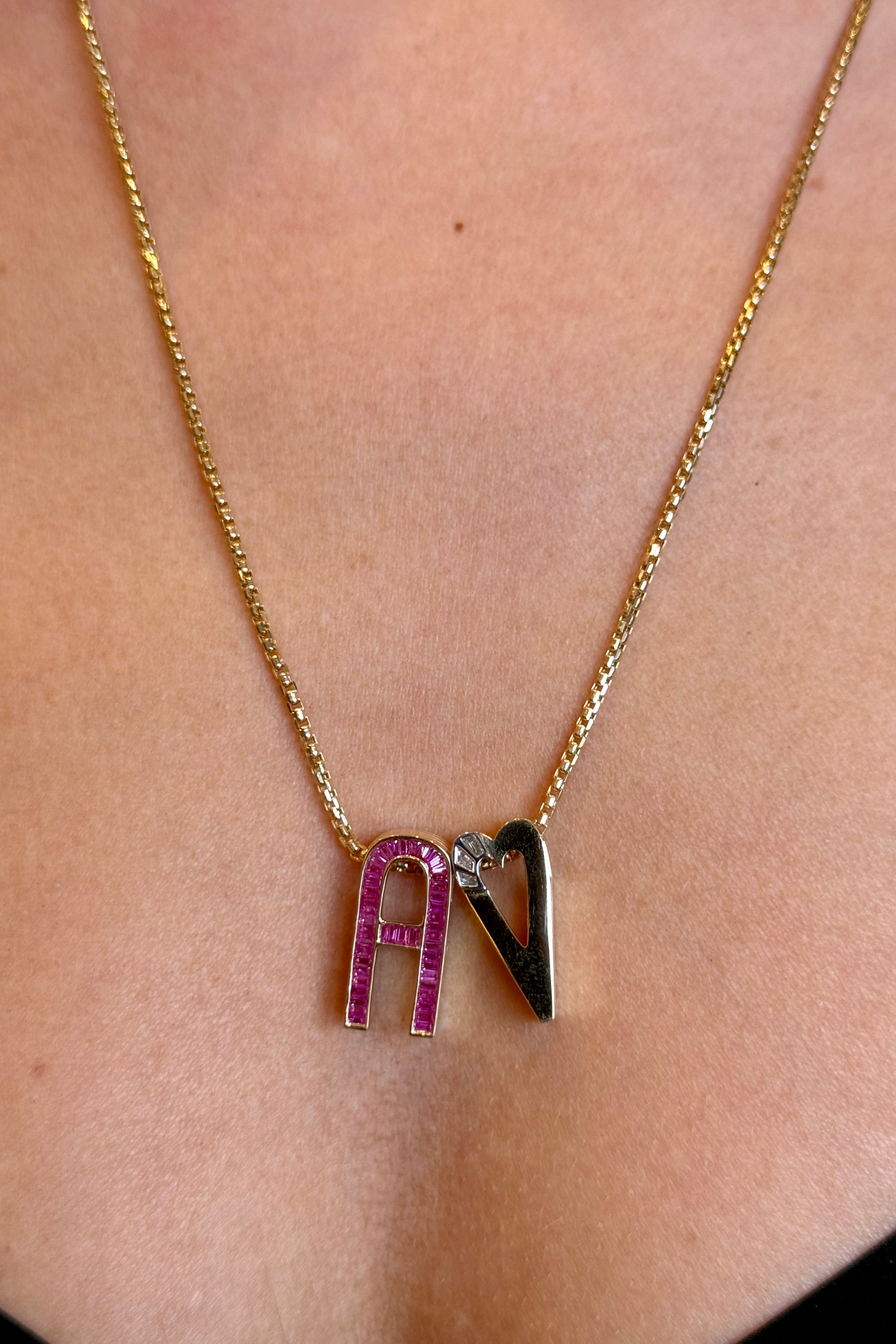 GRAND SIZE HEART PENDANT