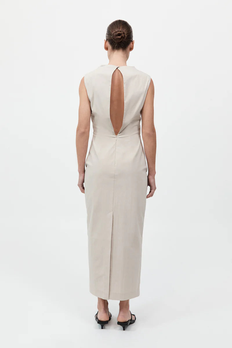 SOFT SCULPTURAL DRESS