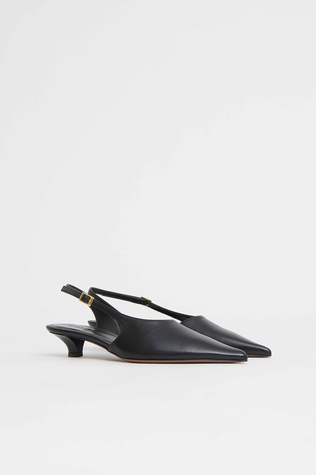 ANNA SLINGBACK