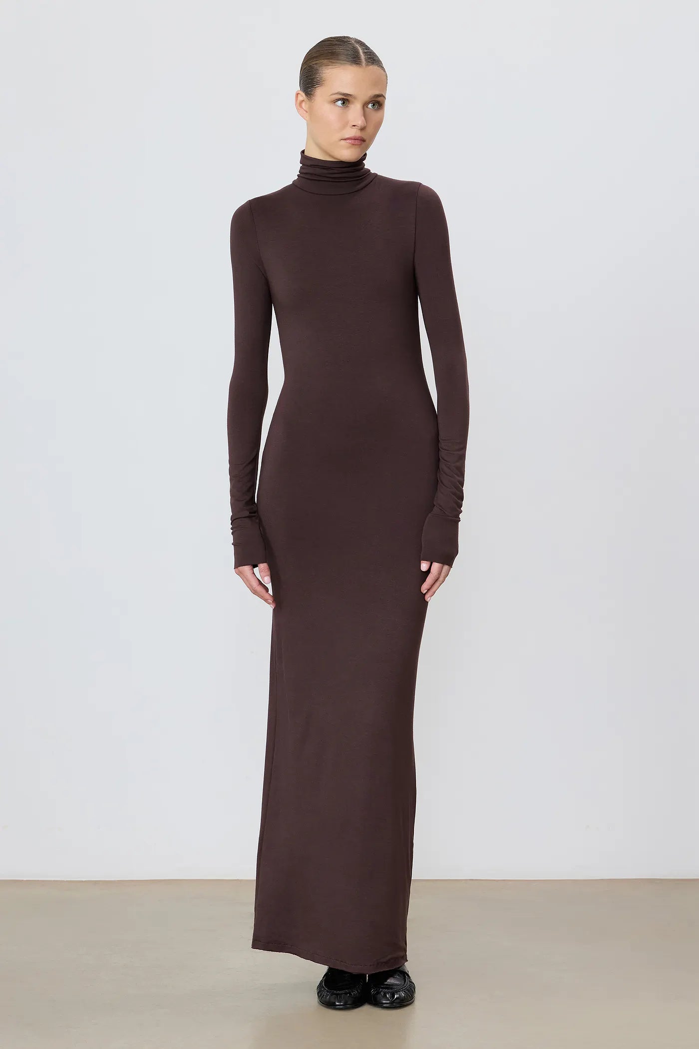TURTLENECK MAXI DRESS