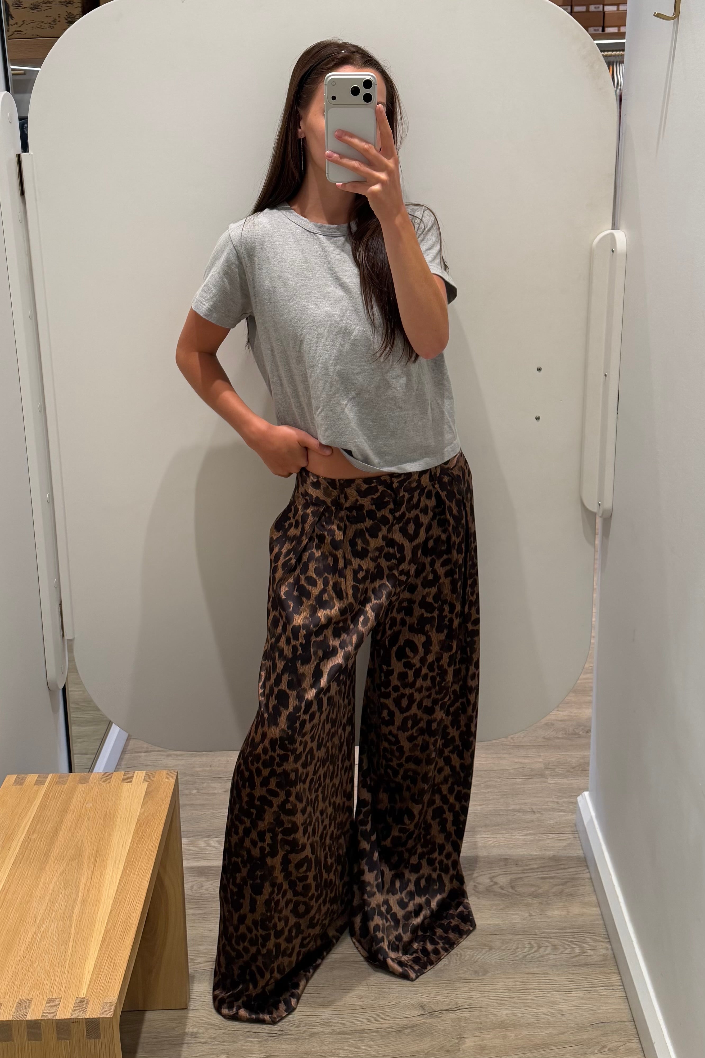 PANTALON EN SOIE MILA