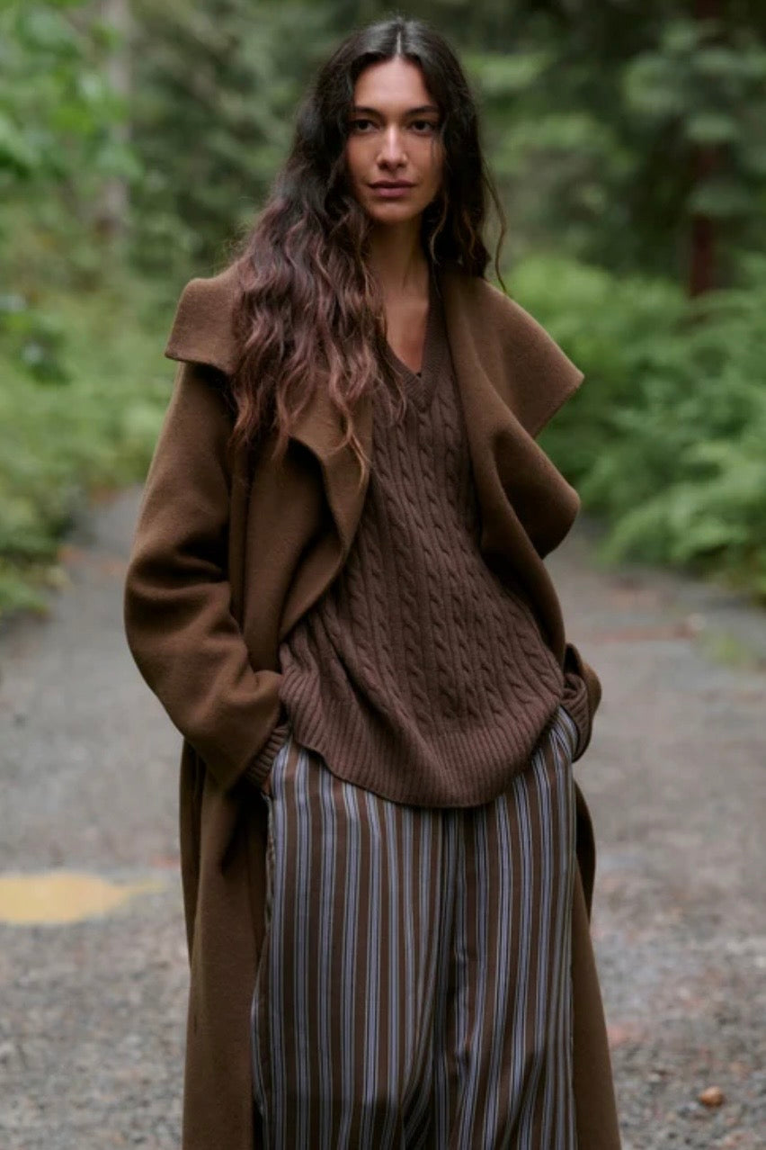 NELL V-NECK SWEATER