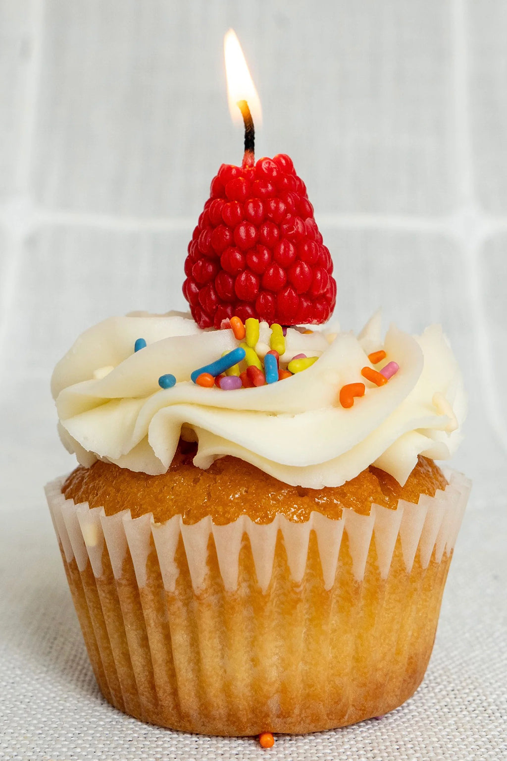 RASBERRY BIRTHDAY CANDLES - SET OF 10