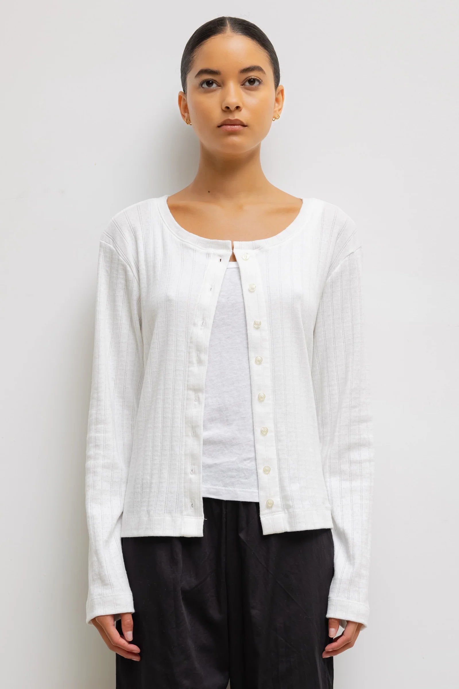 CARDIGAN CLASSIQUE COL ROND EN POINTELLE
