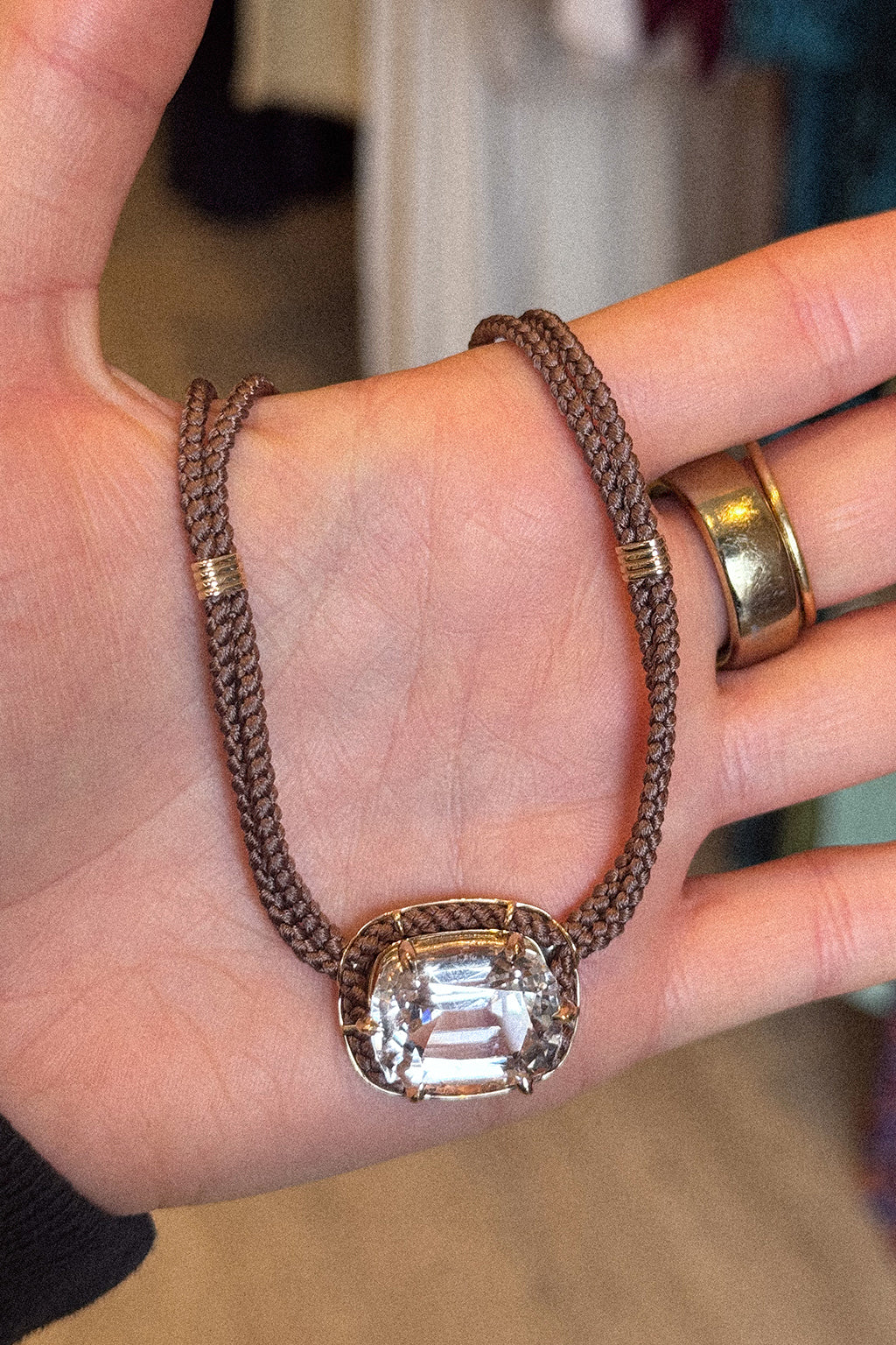 COLLIER PENDENTIF CORDE DE SOIE TOPAZE IMPÉRIALE