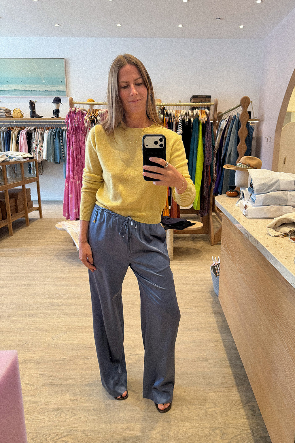 PANTALON EN SOIE BRODY