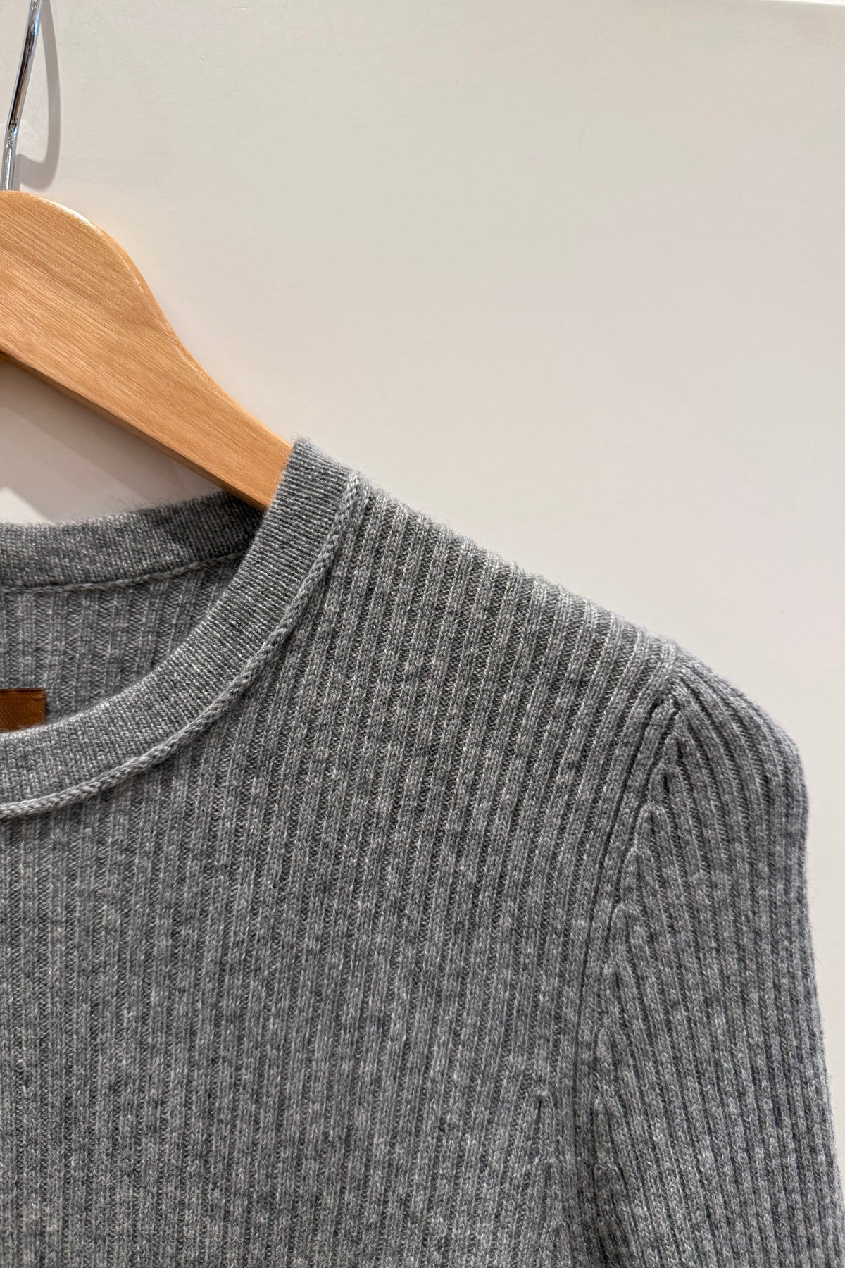 THE RIB SLIM SWEATER