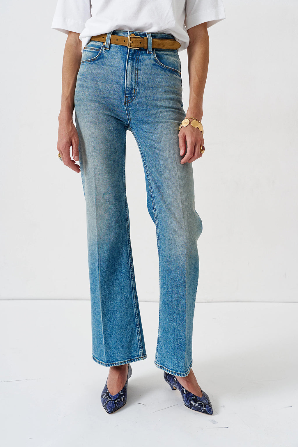 THE WAVE BELT IN CIGARO SUEDE