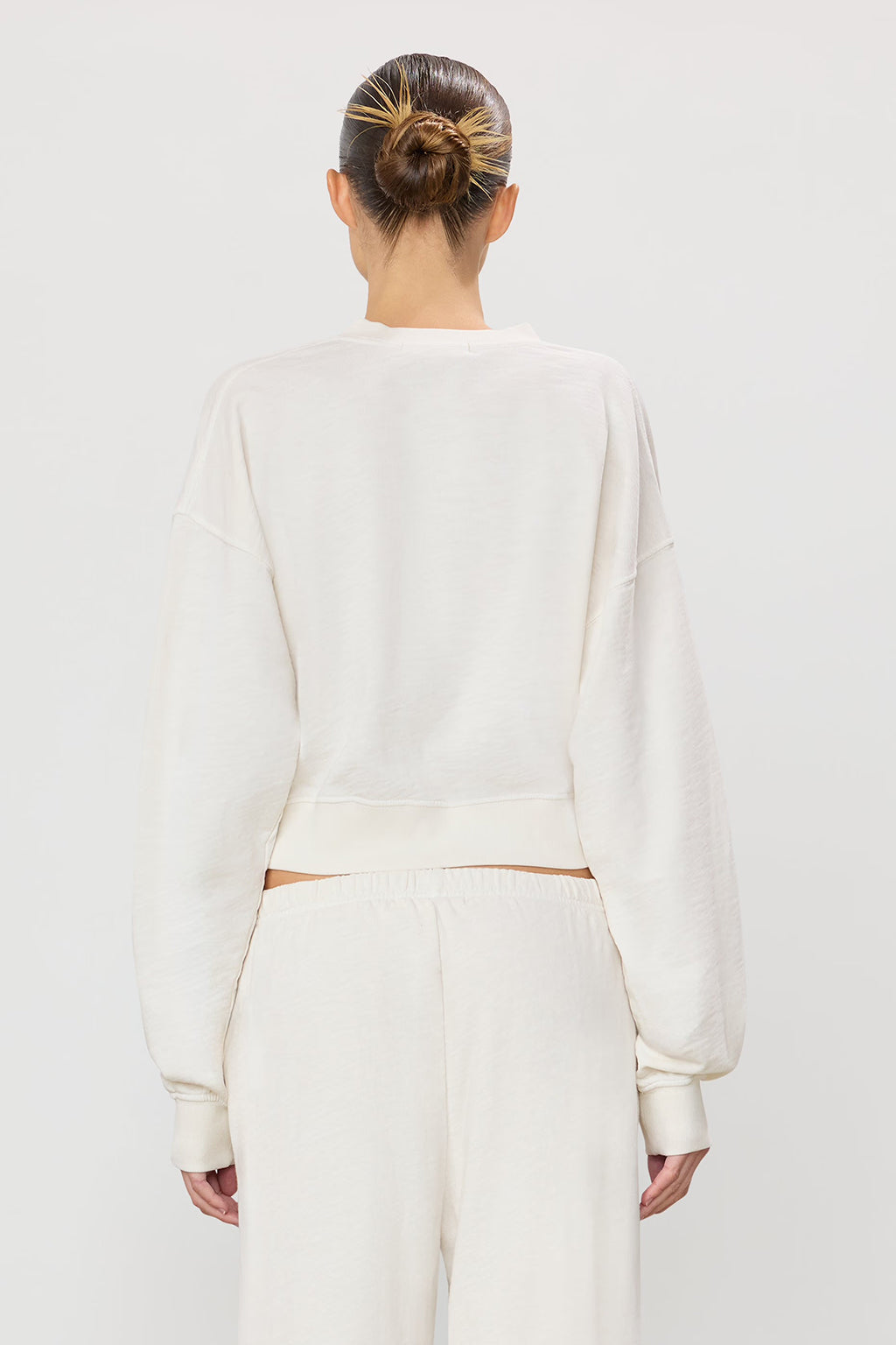 SWEAT-SHIRT CROP À COL EN V EN MOLLETON LÉGER