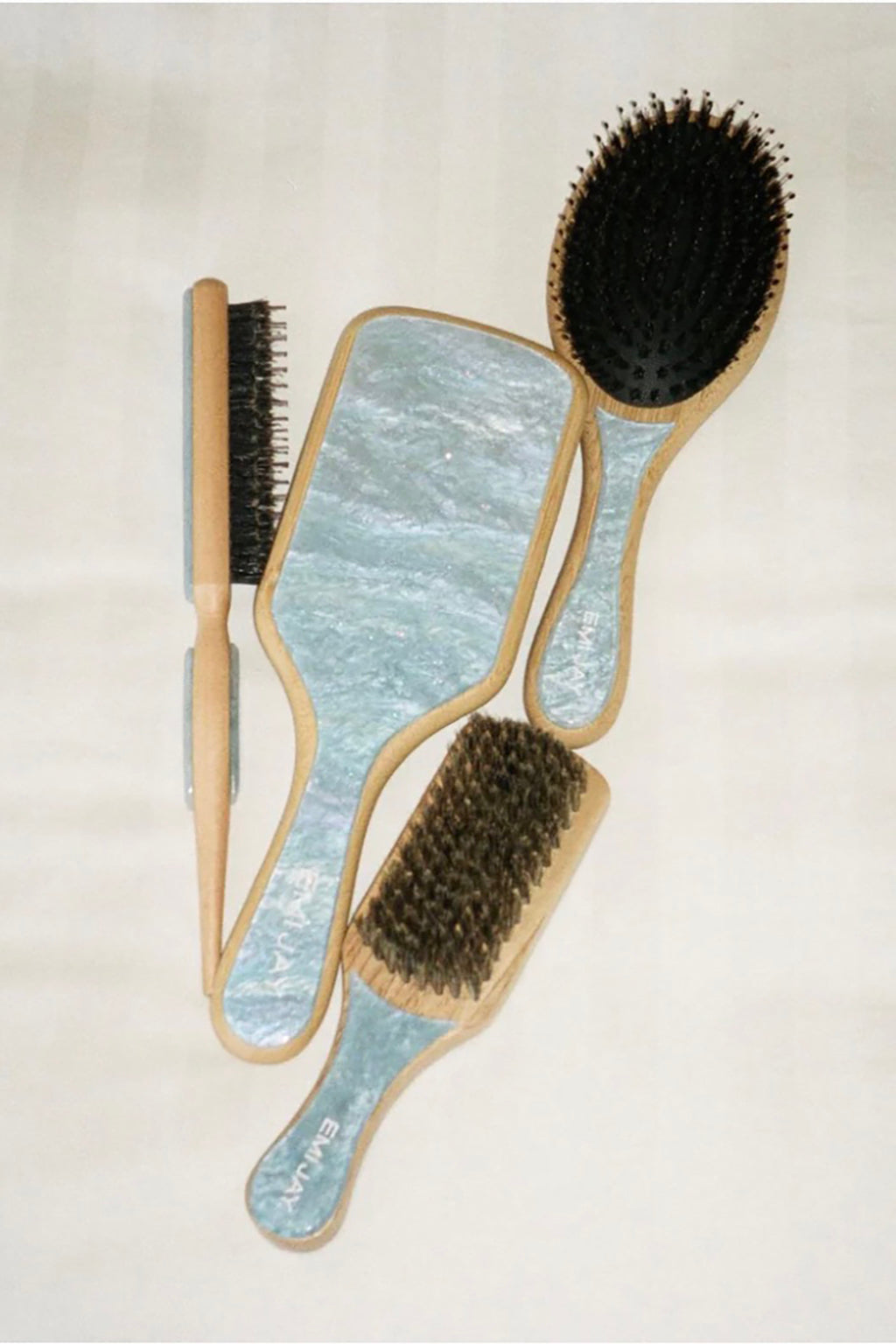 BROSSE COIFFANTE
