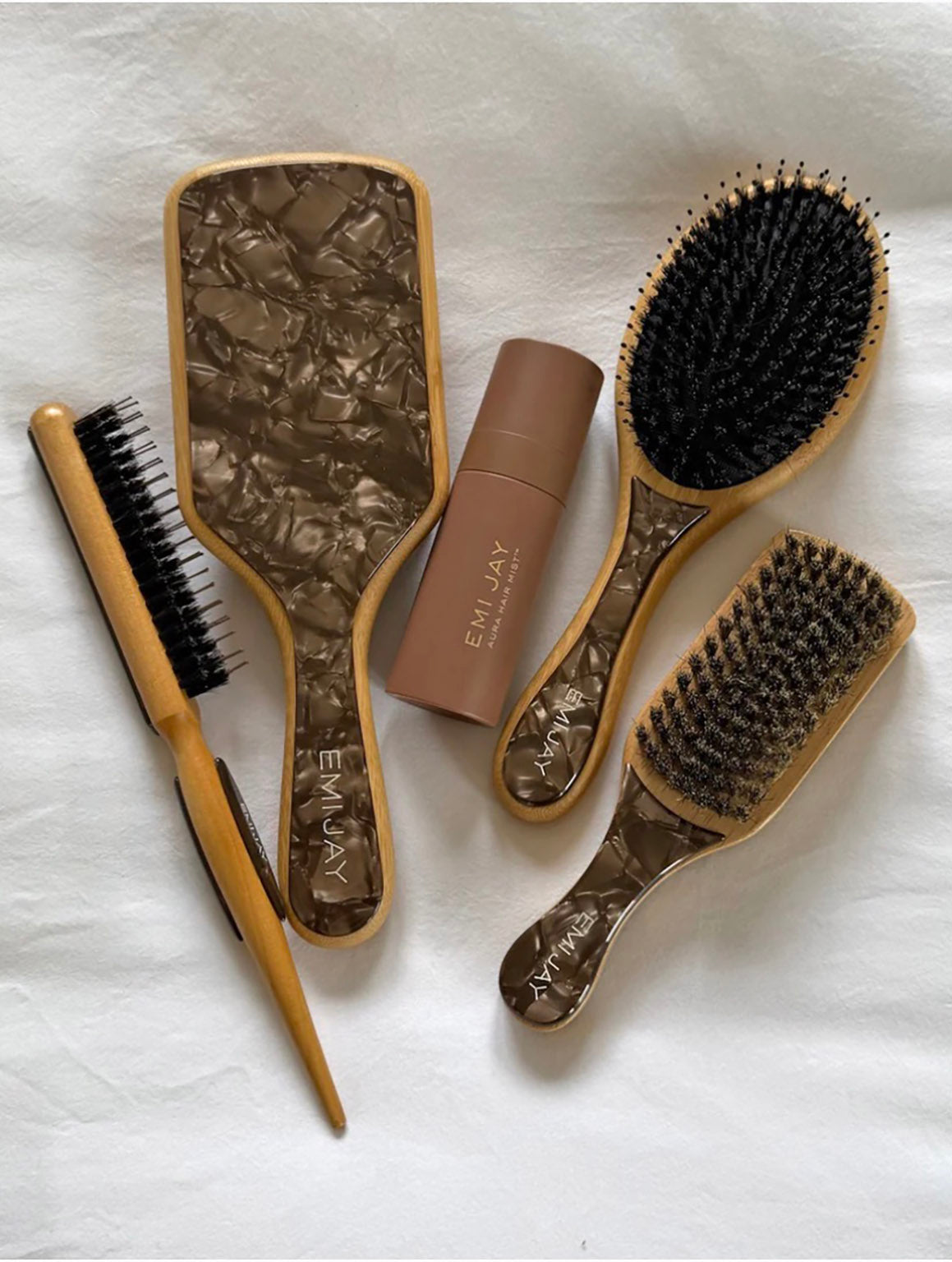 MINI BOAR BRISTLE BRUSH IN TOASTED SUGAR