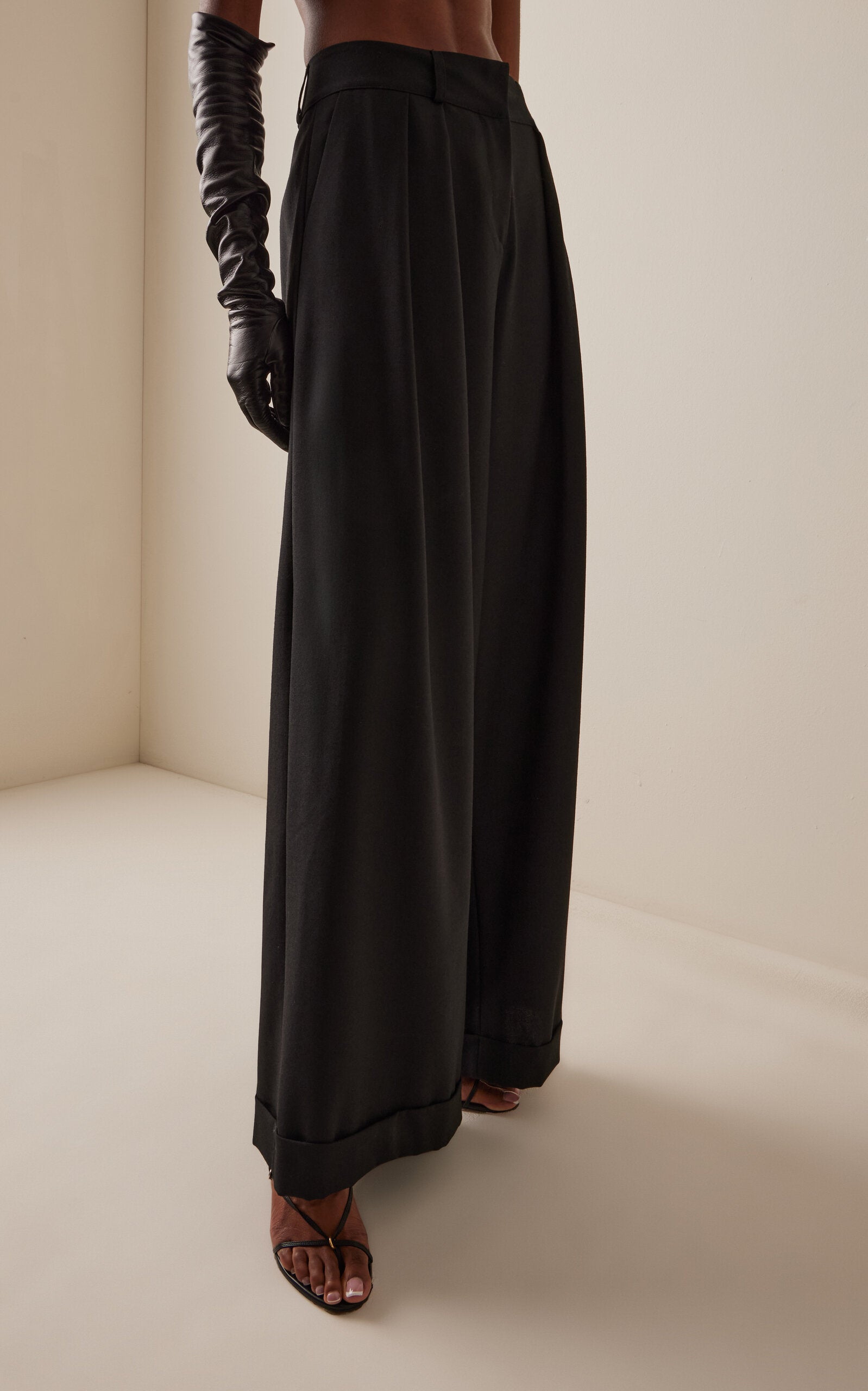 MILA PLEATED WOOL TROUSER