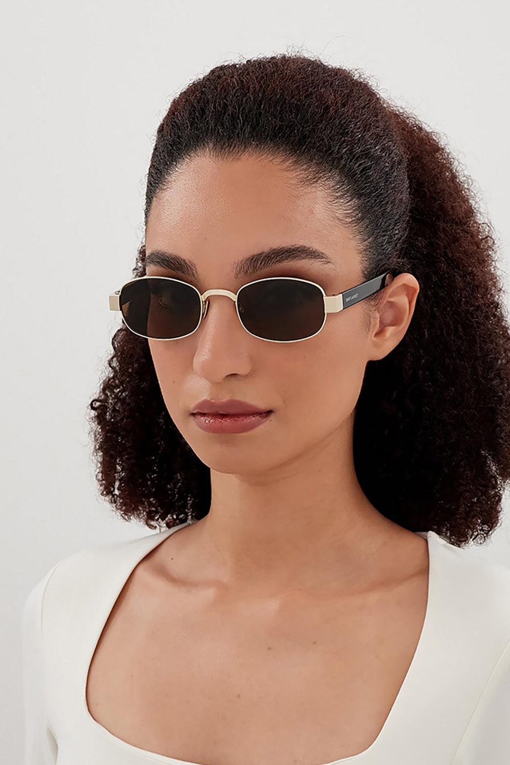 GOLD RIM SUNGLASSES