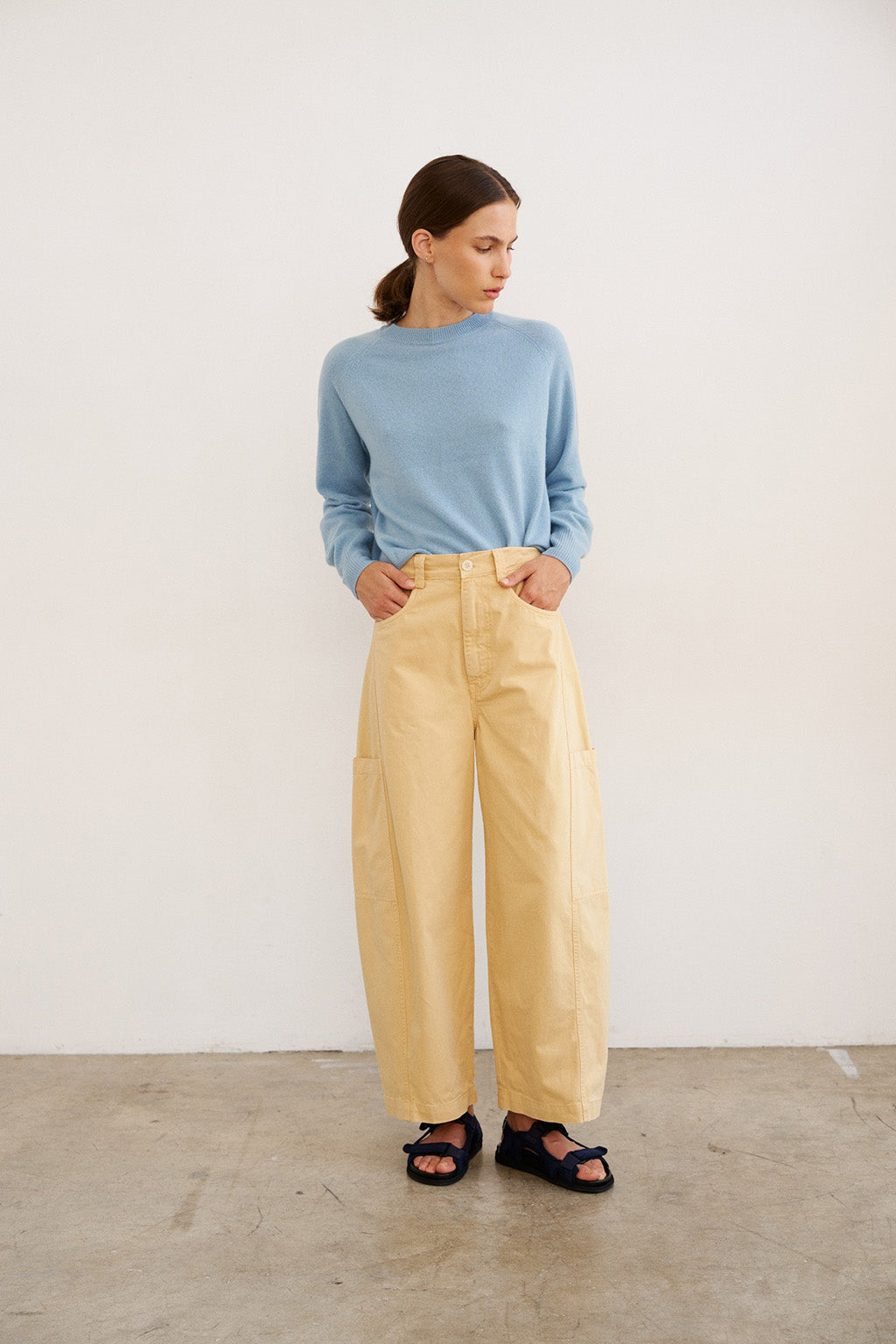 THE BAGGY PAINTER CROP PANT IN BUTTER