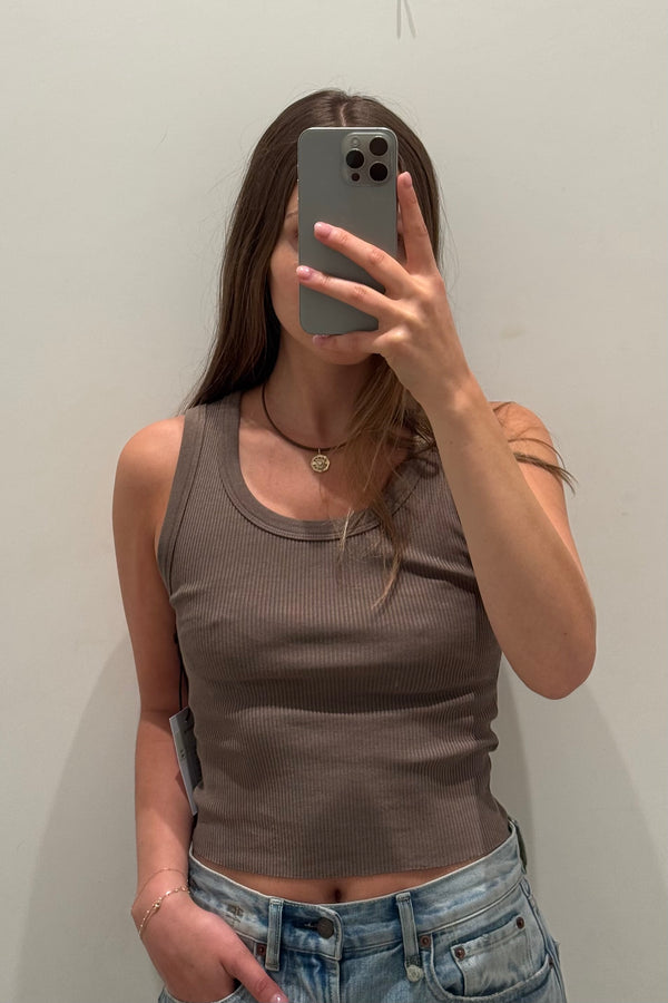SHRUNKEN POPPY TANK