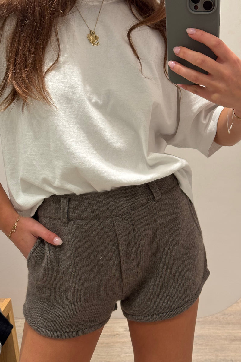 TYRA SHORTS