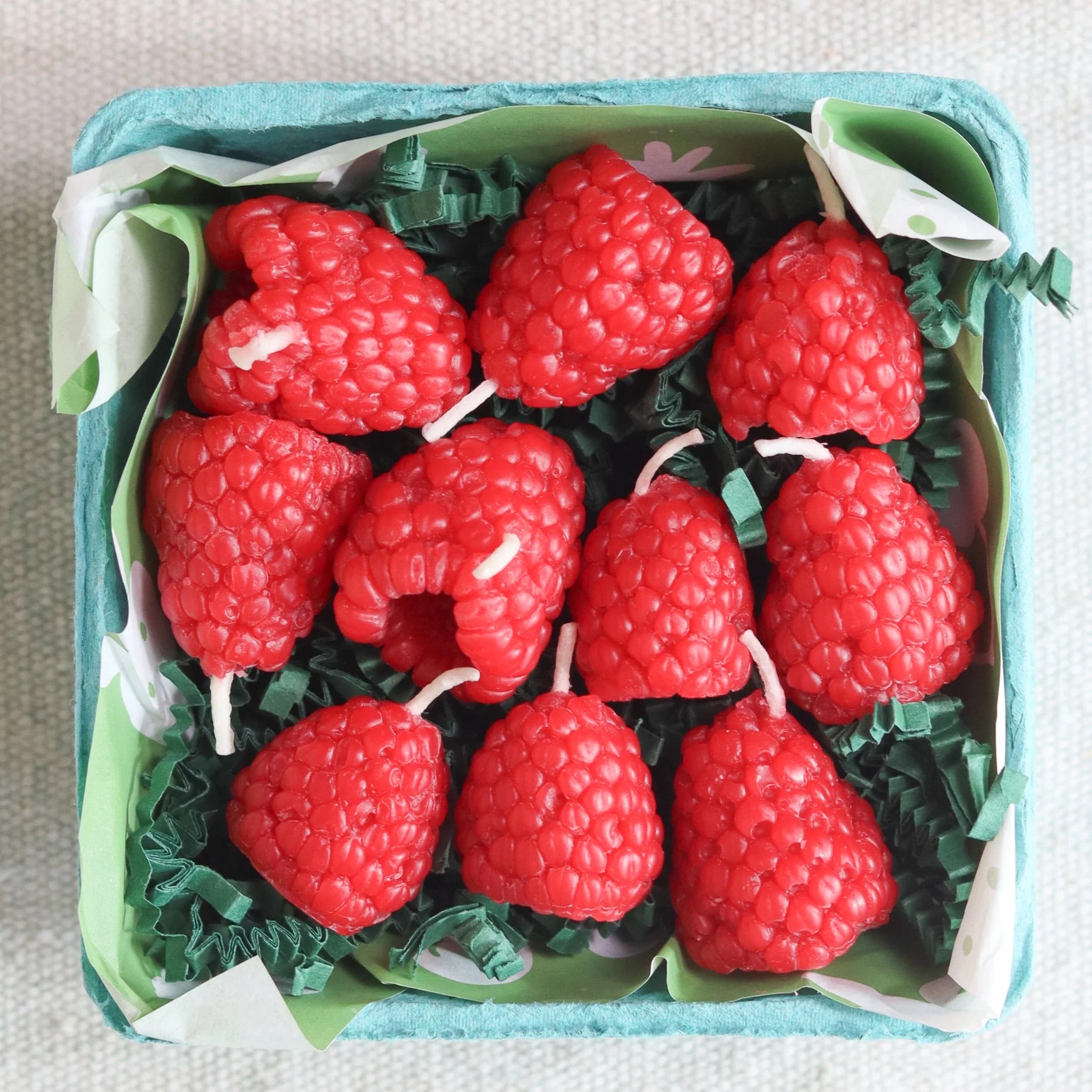 RASBERRY BIRTHDAY CANDLES - SET OF 10
