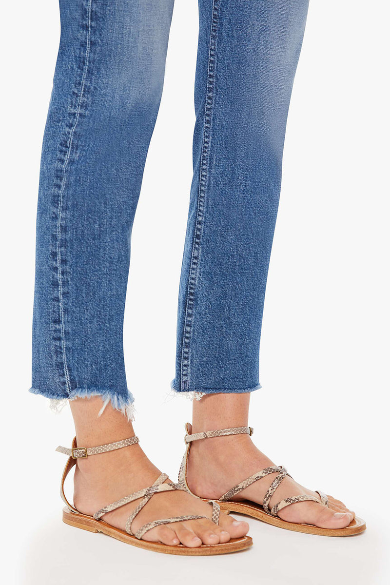 THE MID RISE RIDER ANKLE FRAY DENIM