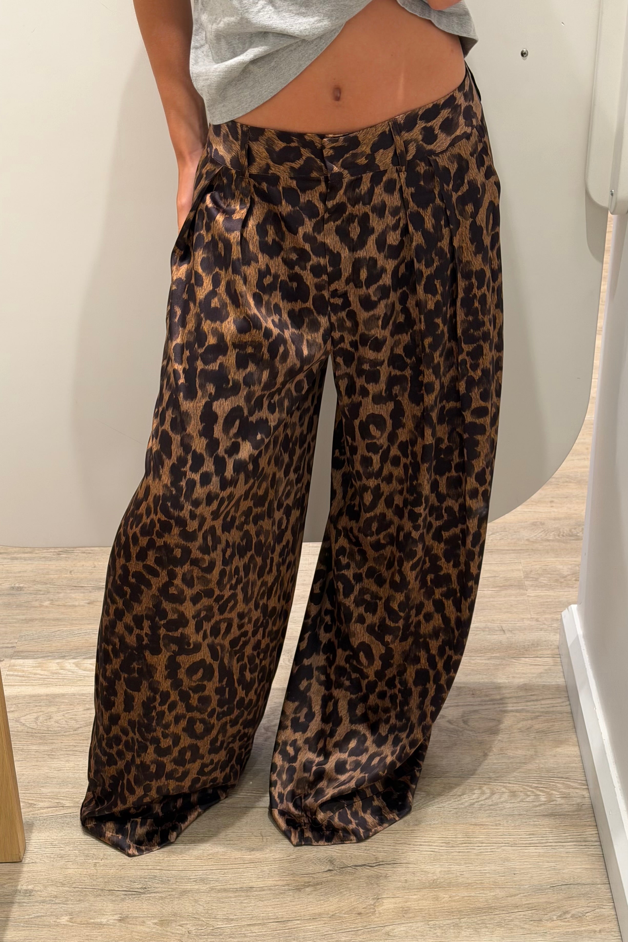 PANTALON EN SOIE MILA