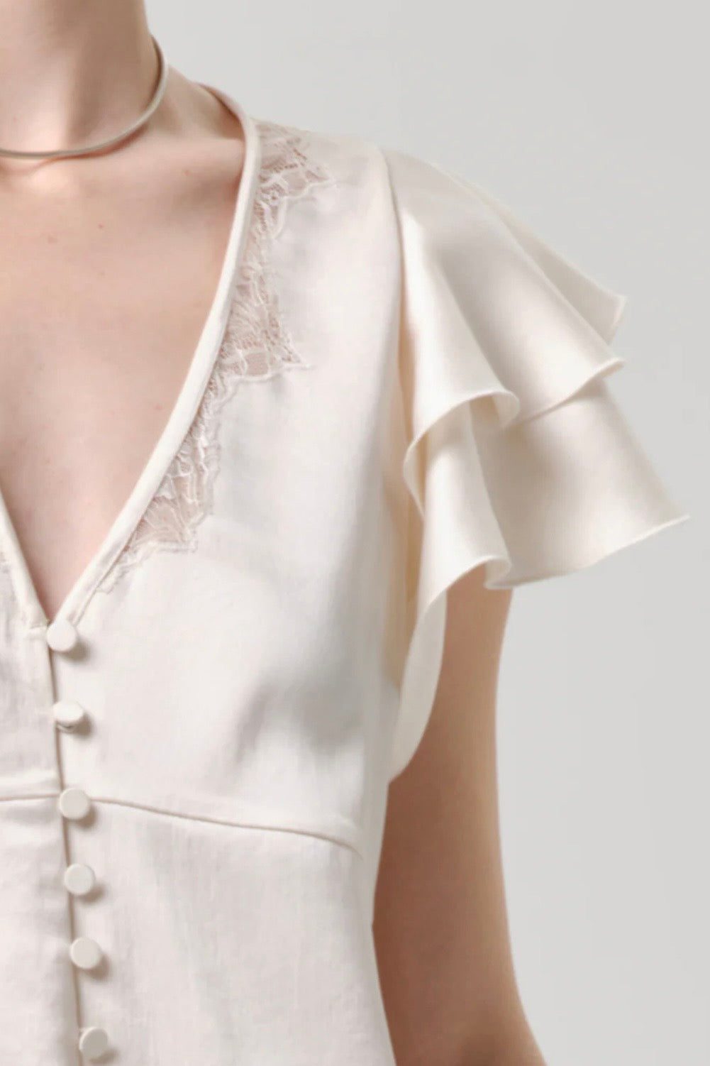 LOLA FLUTTER LACE SLEEVE TOP