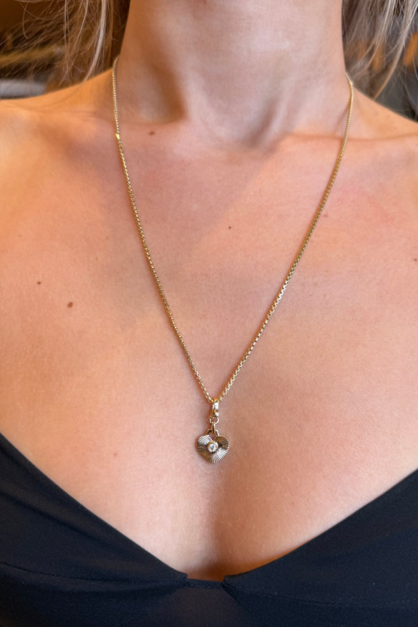 MINI FLUTED HEART CHARM