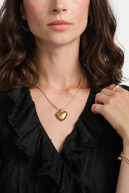 XL HELIUM HEART PENDANT NECKLACE