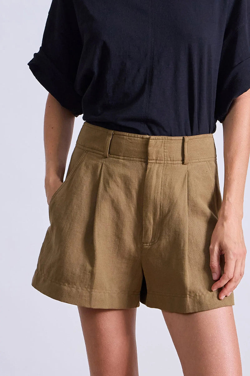 SHORT BARI SHORT
