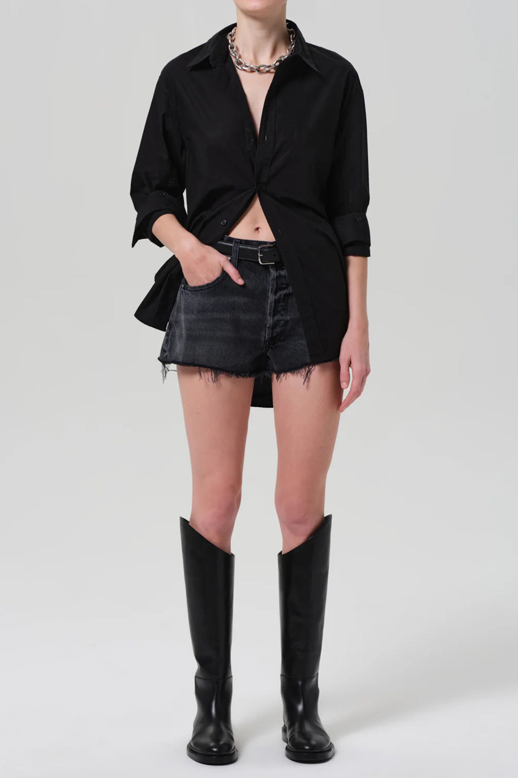 THE LORO SHORT IN VINTAGE BLACK
