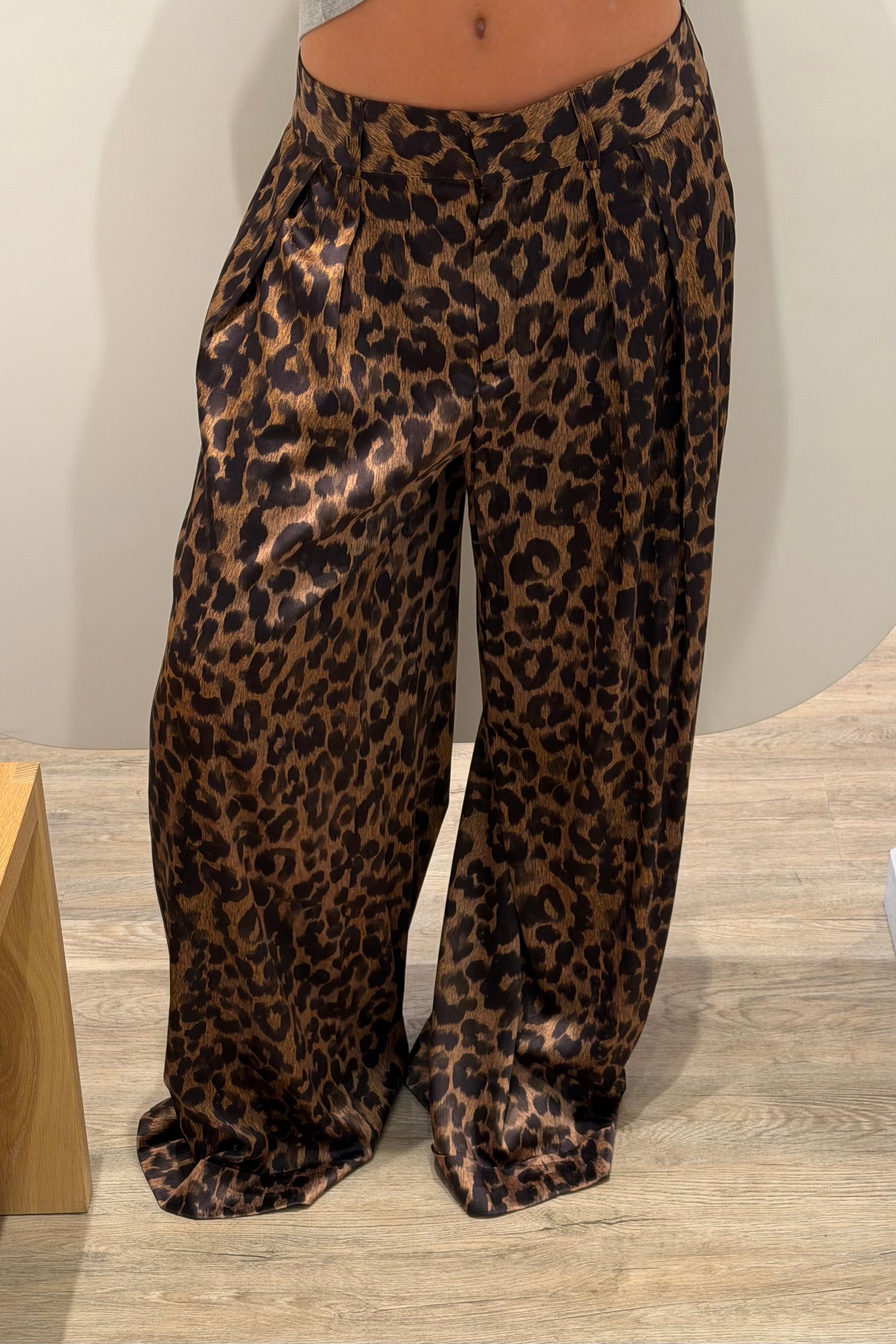 PANTALON EN SOIE MILA