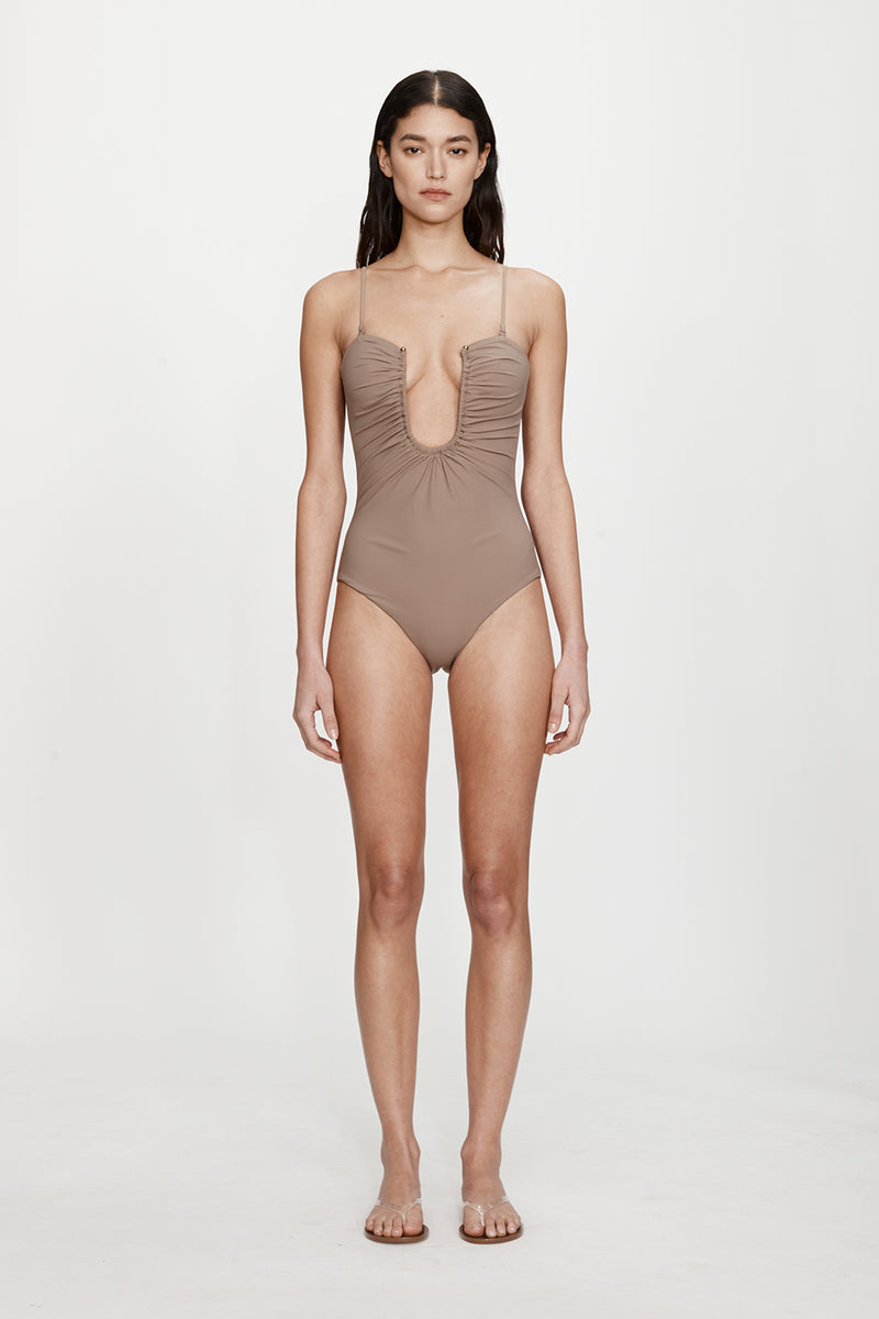 ARCED RUCHED ONE PIECE SWIMSUIT