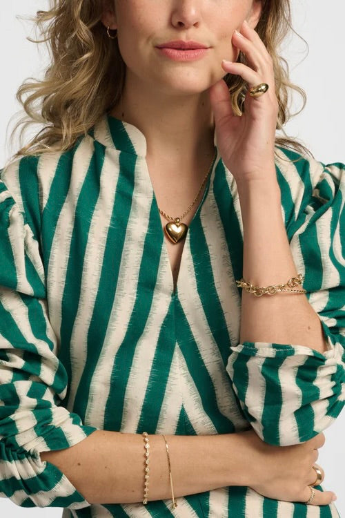 XL HELIUM HEART PENDANT NECKLACE