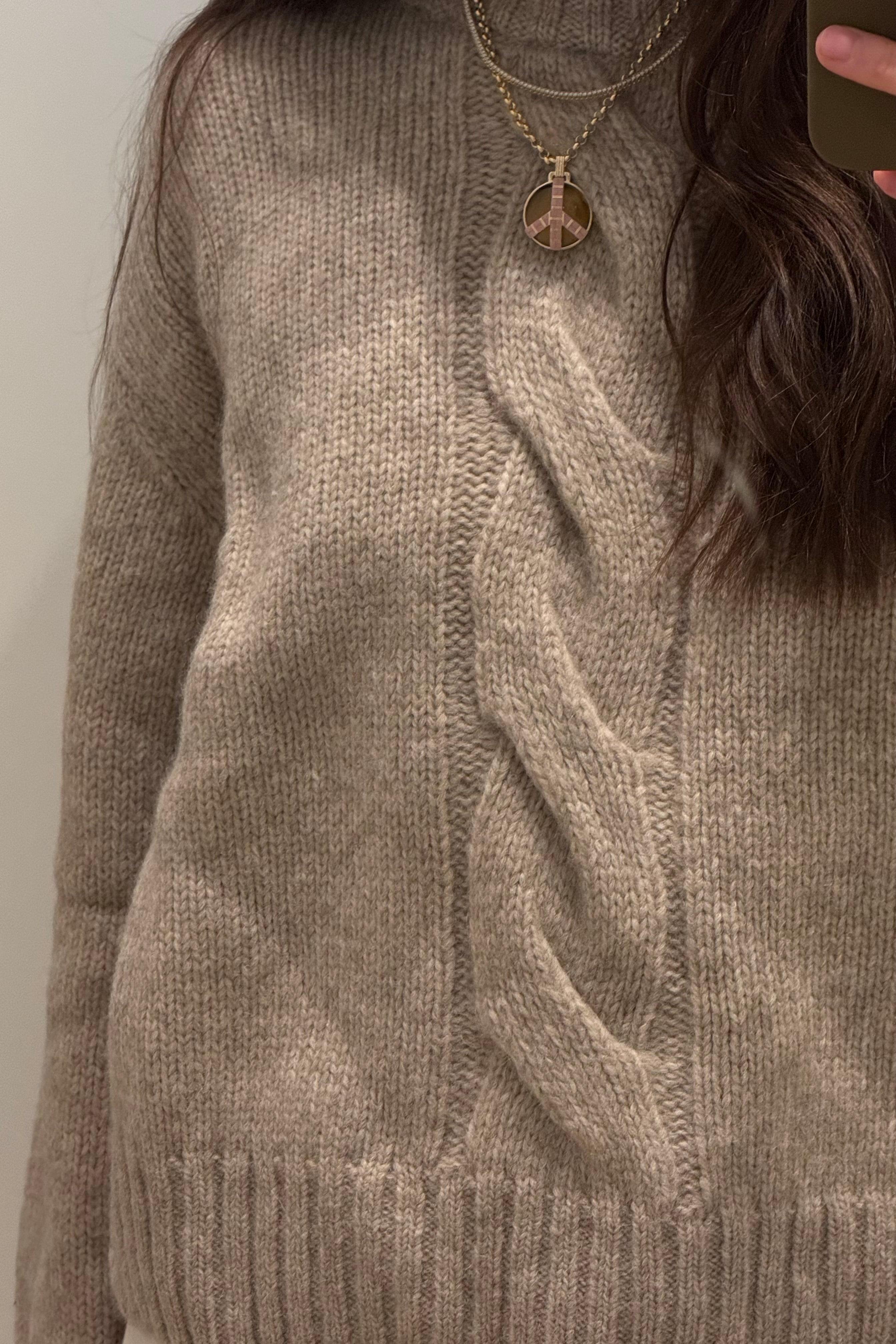 TOVE CREWNECK SWEATER