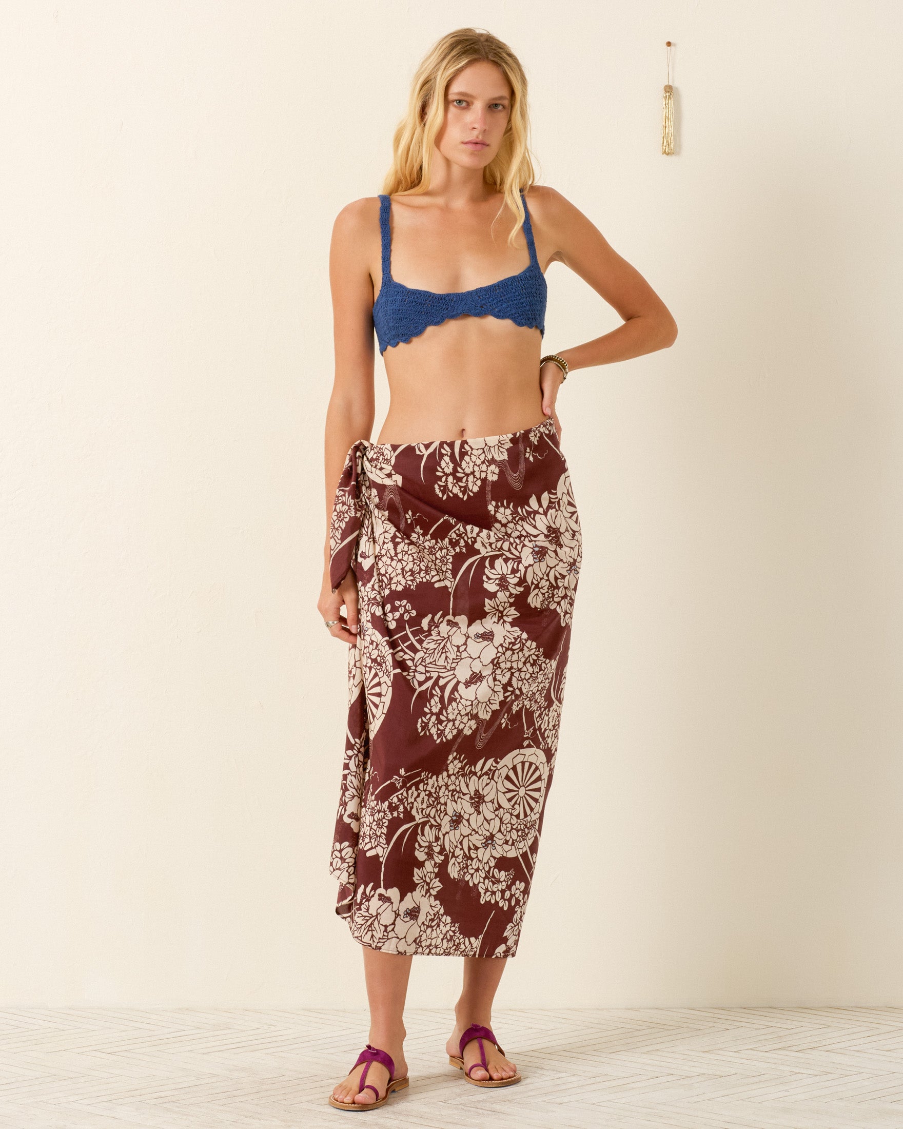 SAROYA AUBURN SPOKE SARONG