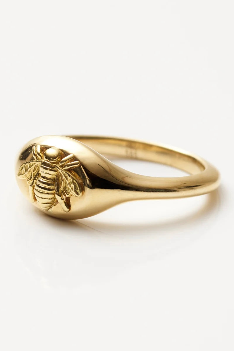 BEE SIGNET RING