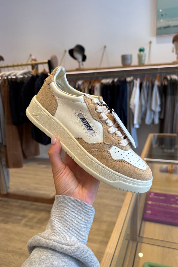 MEDALIST LOW