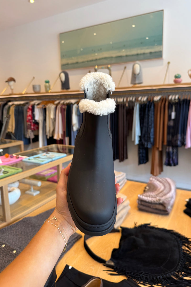 LEATHER HIGHLAND BOOT