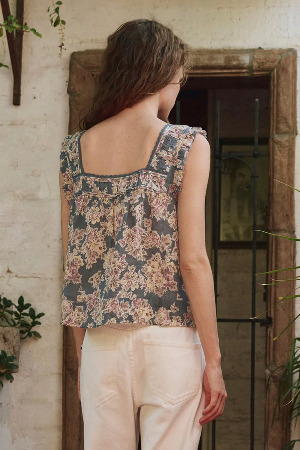 THE VICTORIAN PLEAT TANK