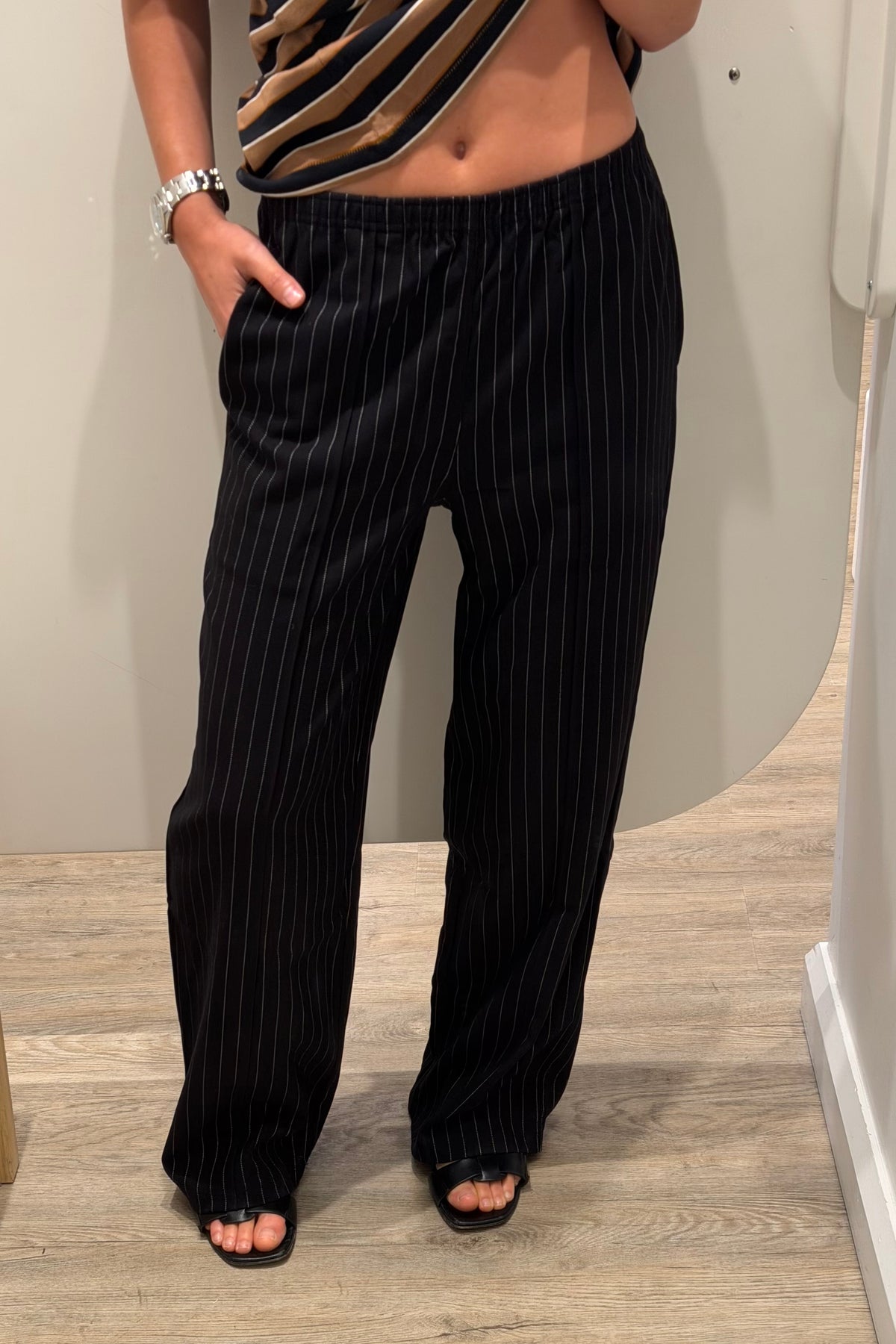 THE TRACKSUIT PINTUCK PANT