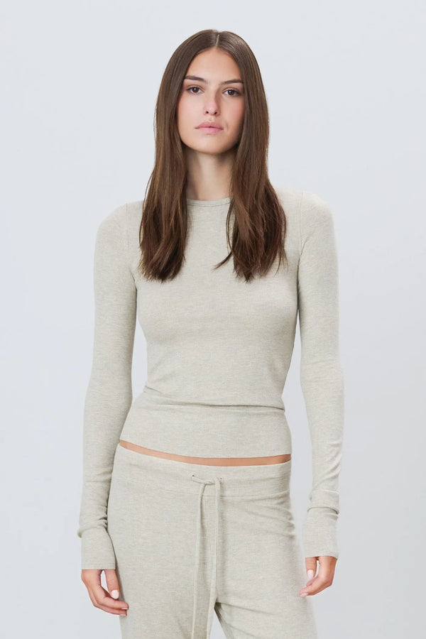 LONG SLEEVE FITTED TOP