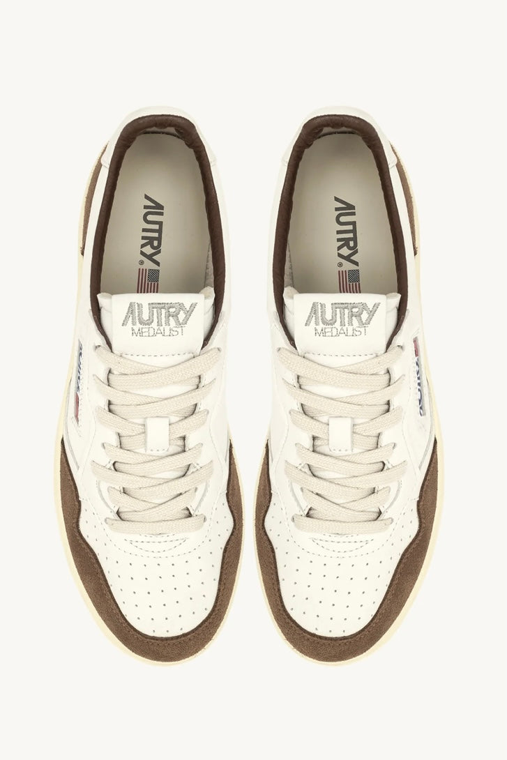 MEDALIST LOW SNEAKERS