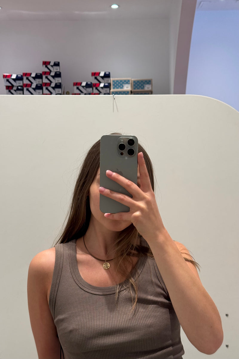 SHRUNKEN POPPY TANK