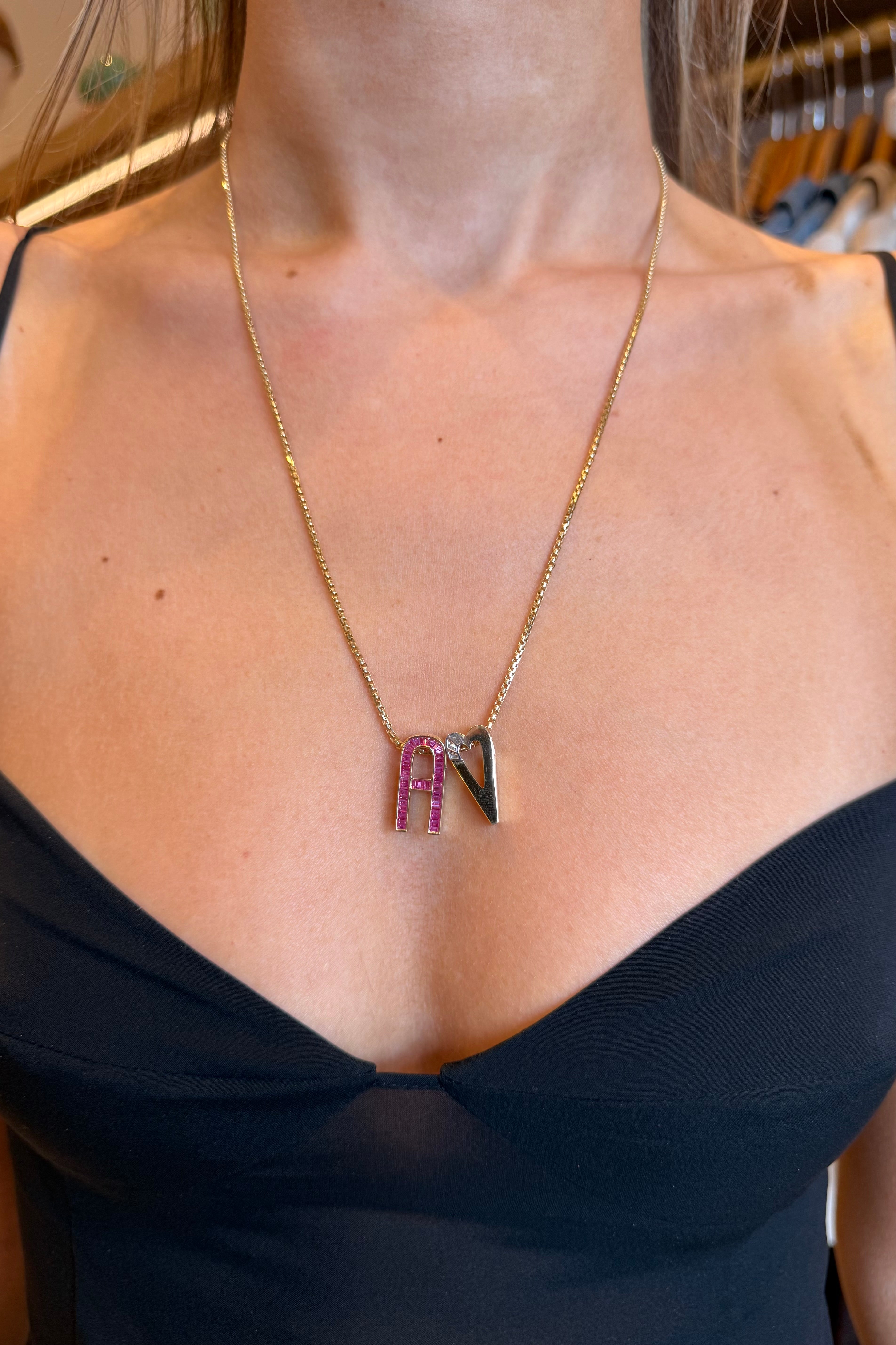 GRAND SIZE HEART PENDANT