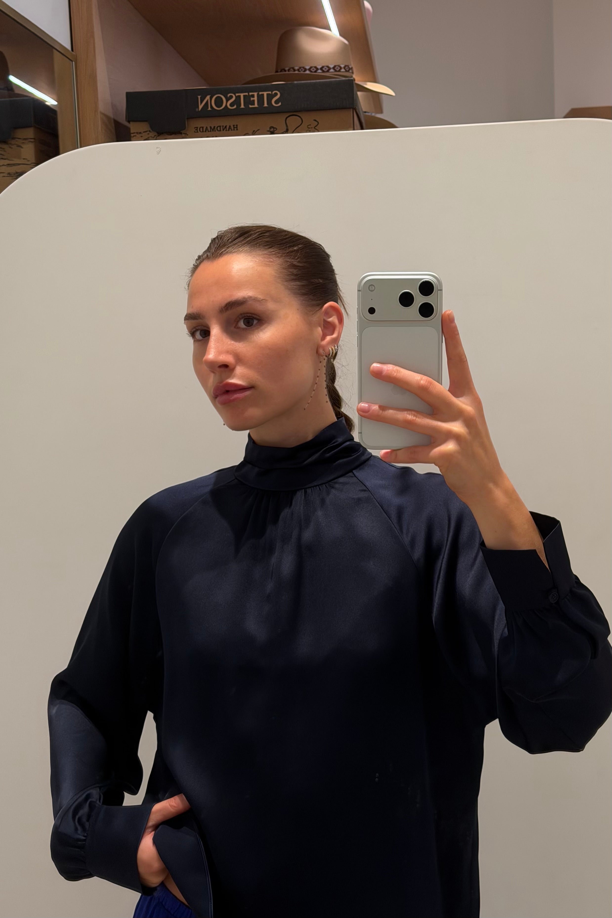 NADINE SILK TURTLENECK